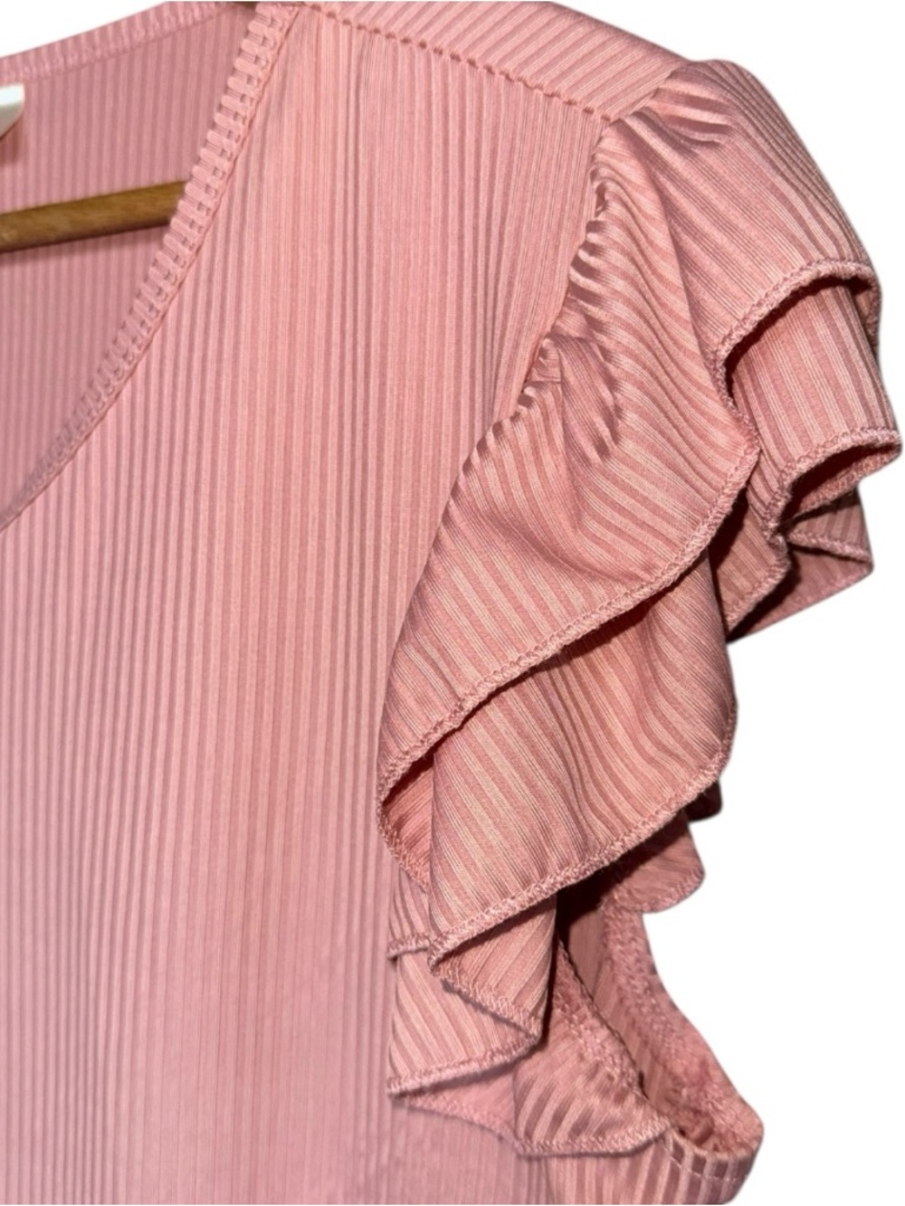 Women’s Pink Ruffle Sleeve V-Neck Top - Picture 4 of 5
